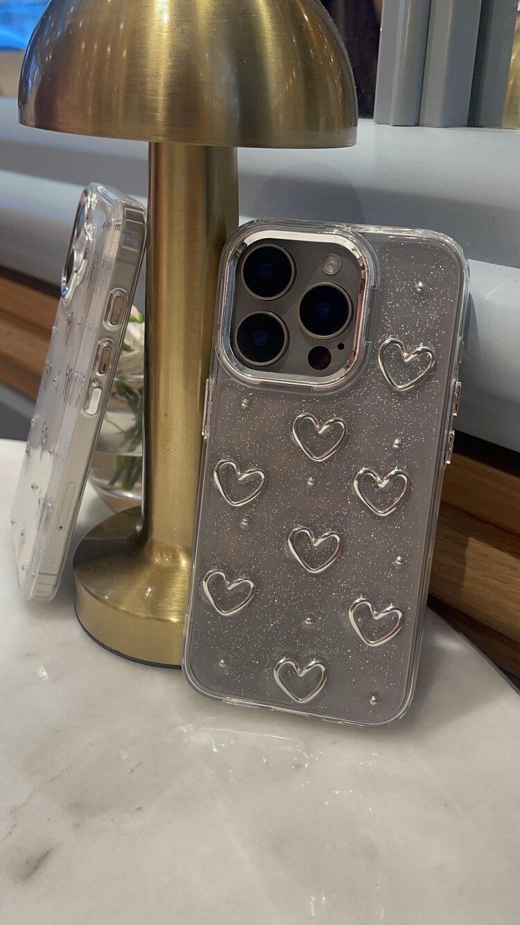 iPhone 15 Pro Kalp Telefon Kılıfı