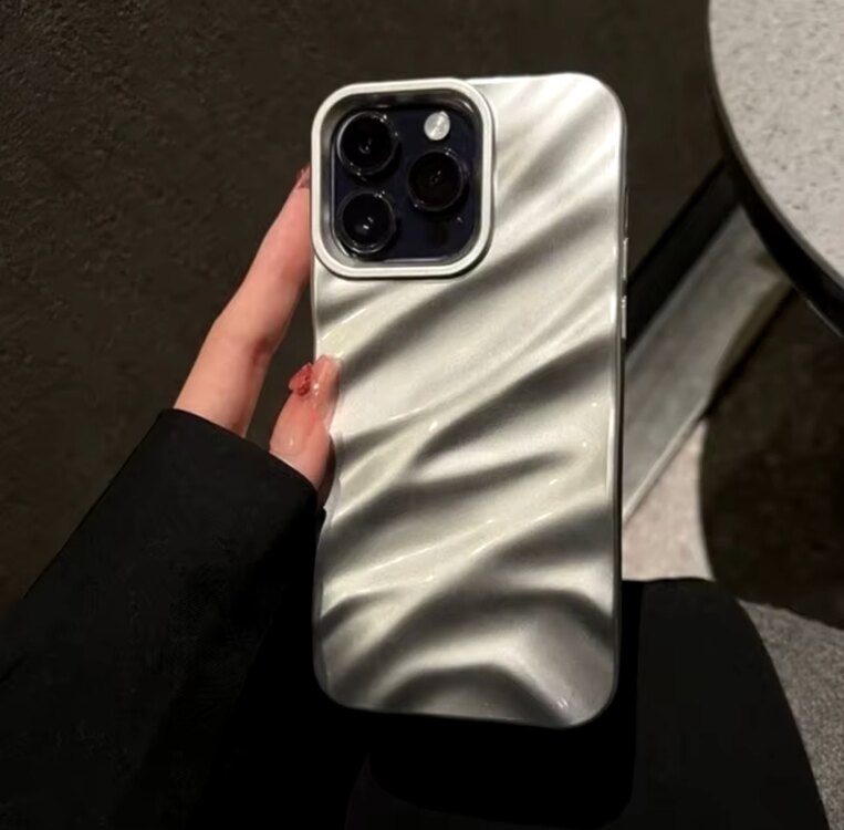 iPhone 11 Gümüş Dalga Telefon Kılıfı
