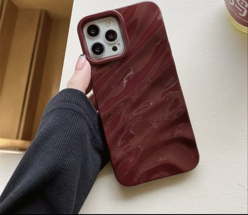 iPhone 17 Pro Bordo Dalga Telefon Kılıfı