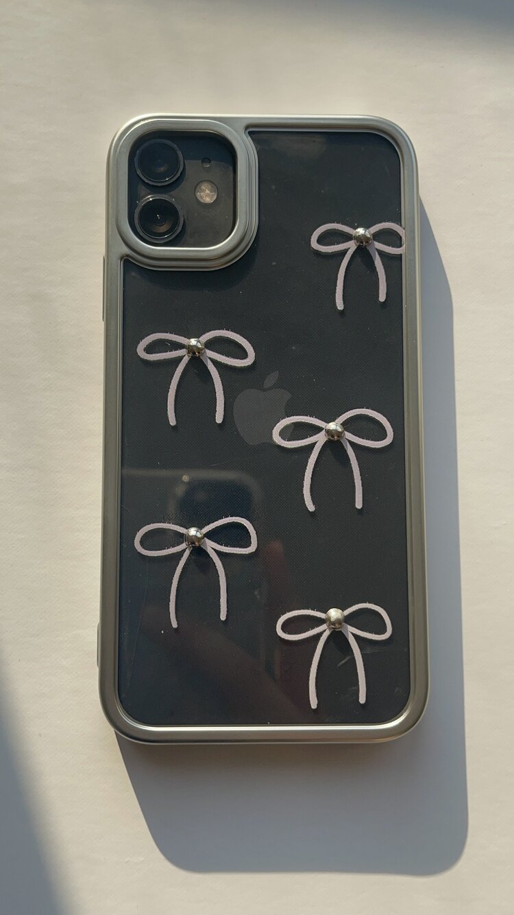 iPhone 15 Pro Max Fiyonk Telefon Kılıfı