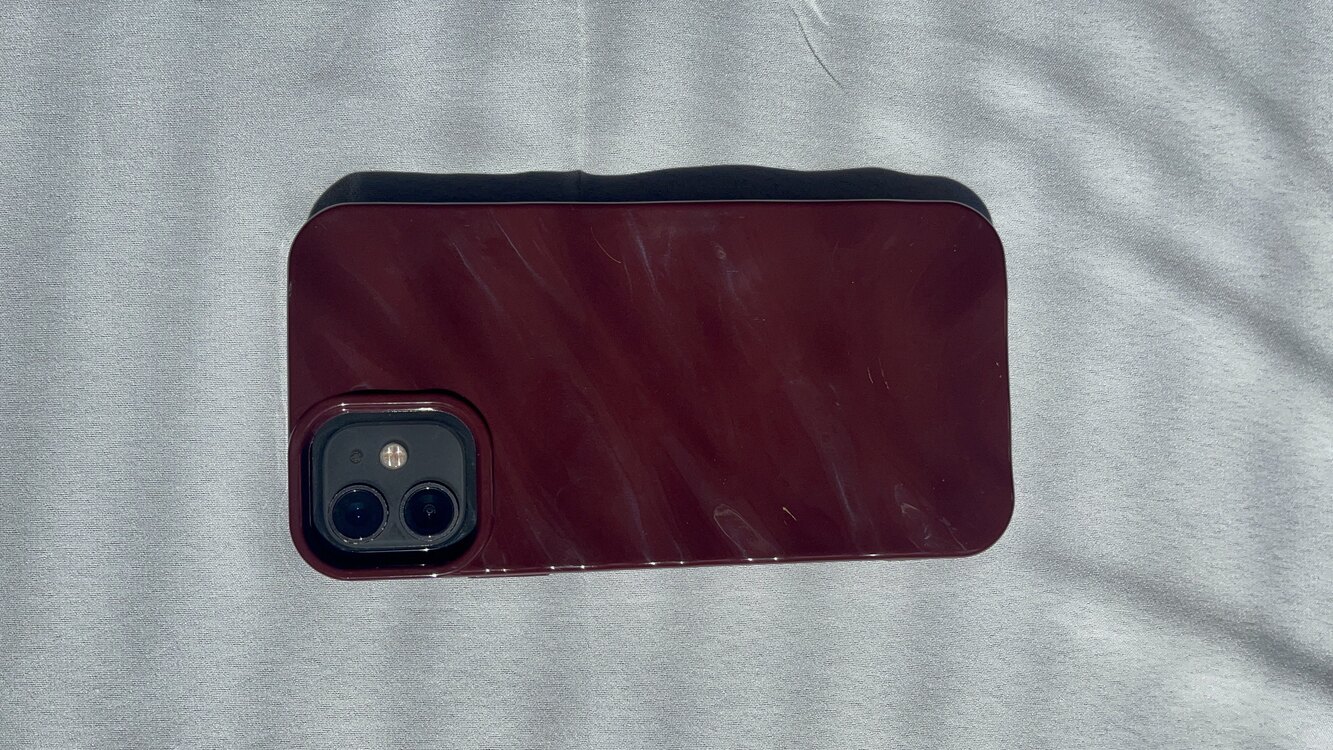 iPhone 17 Pro Max Bordo Dalga Telefon Kılıfı
