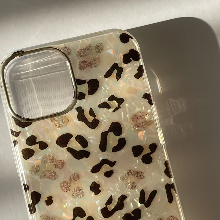 iPhone 15 Pro Max Leopar Telefon Kılıfı