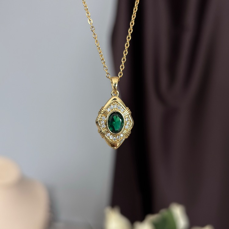 Vintage Zümrüt Taş Kolye | Çelik 