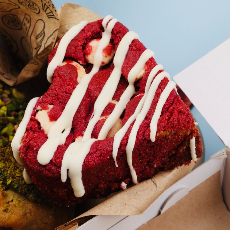 KALPLİ RED VELVET SEVGİLİ COOKİE / 4 ADET