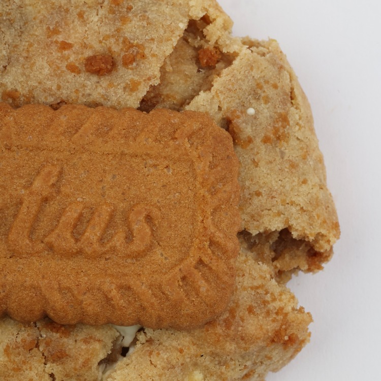 LOTUSLU COOKİE