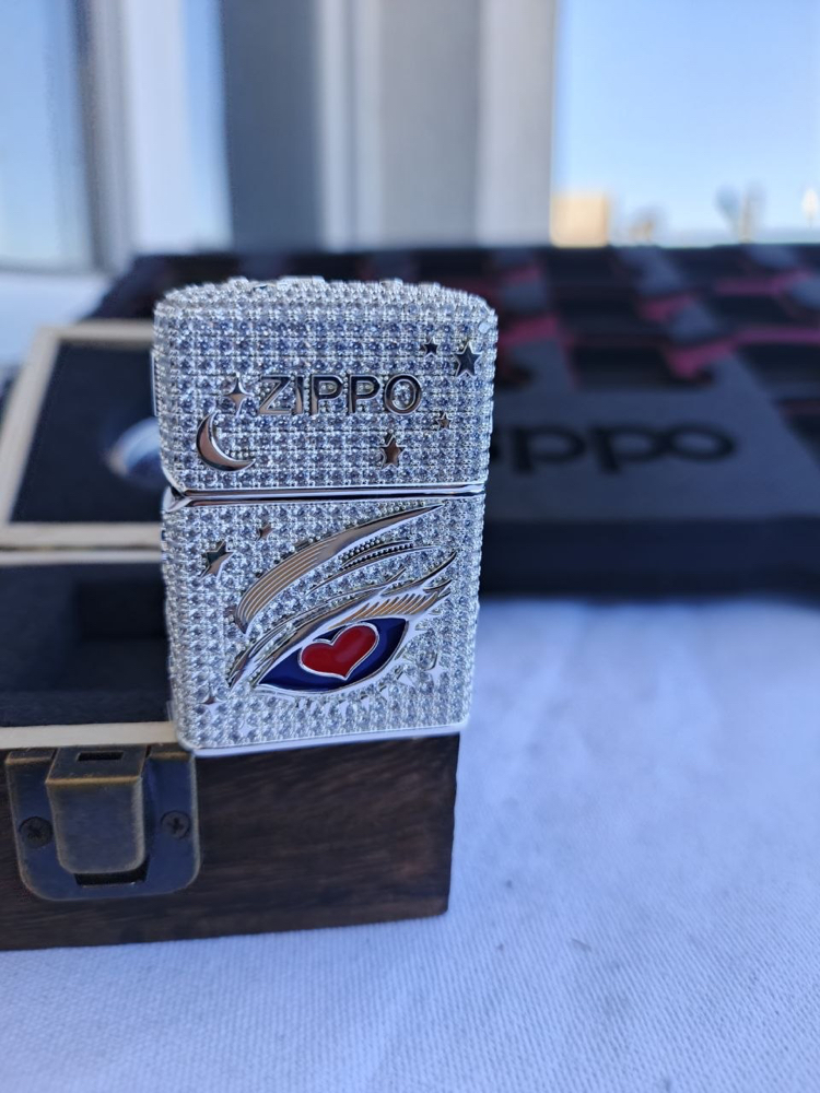 Zippo Eye Love Swaroski