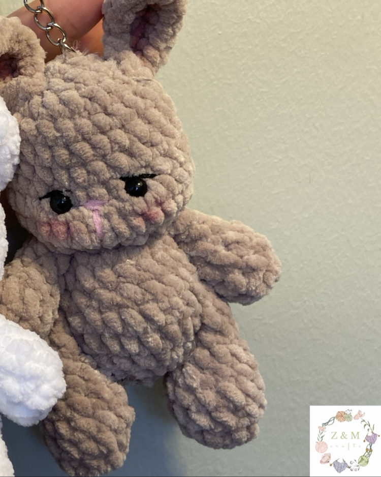 Amigurumi tavşan anahtarlık