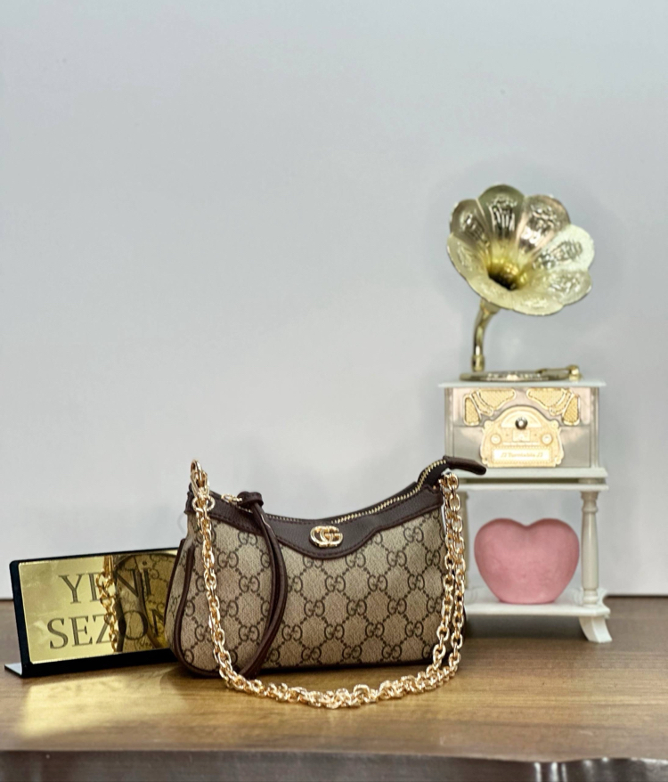 GUCCİ ZİNCİRLİ BAGET