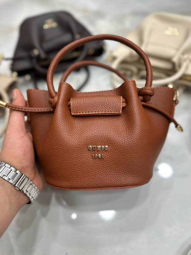 Guess Yavrulu Çanta