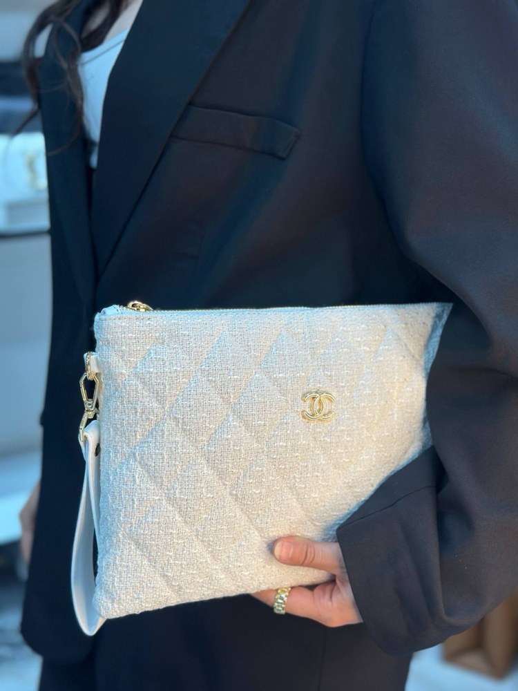 CHANEL CLUTCH