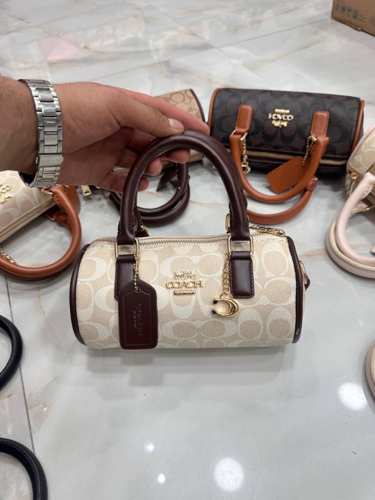 COACH mini cylinder✨

