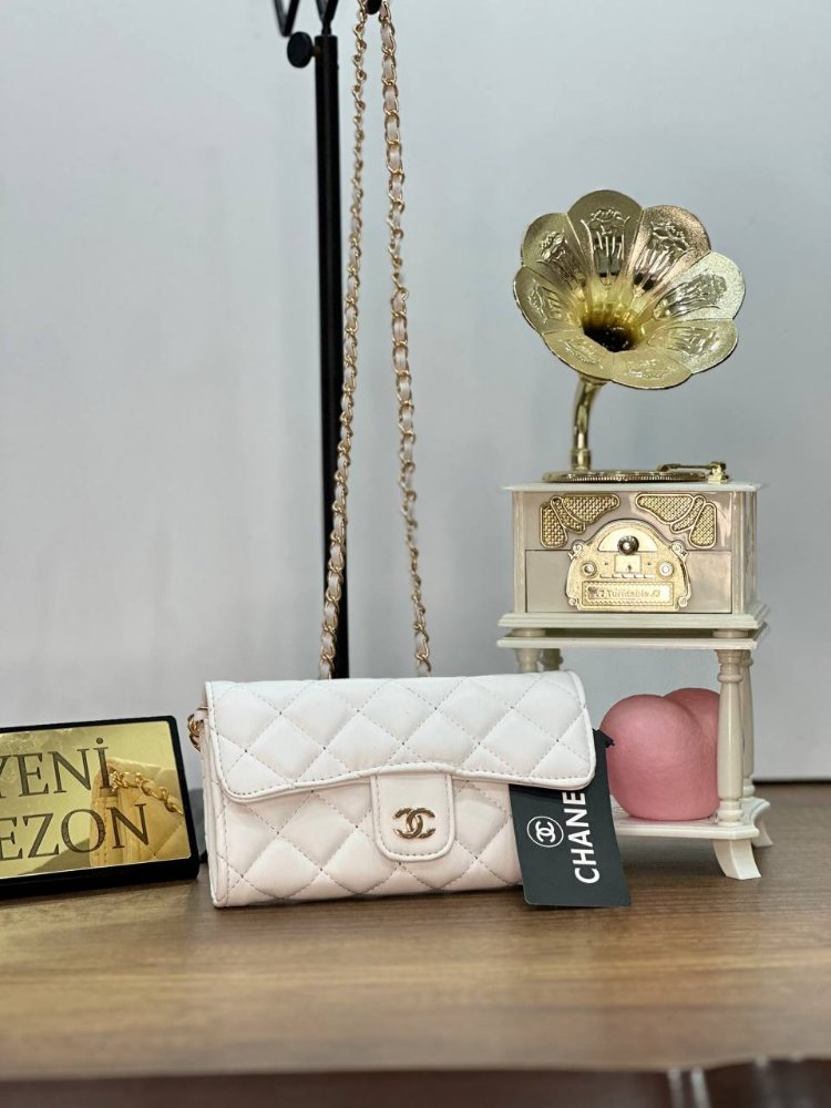 Chanel Classic Flap Wallet Bag✨