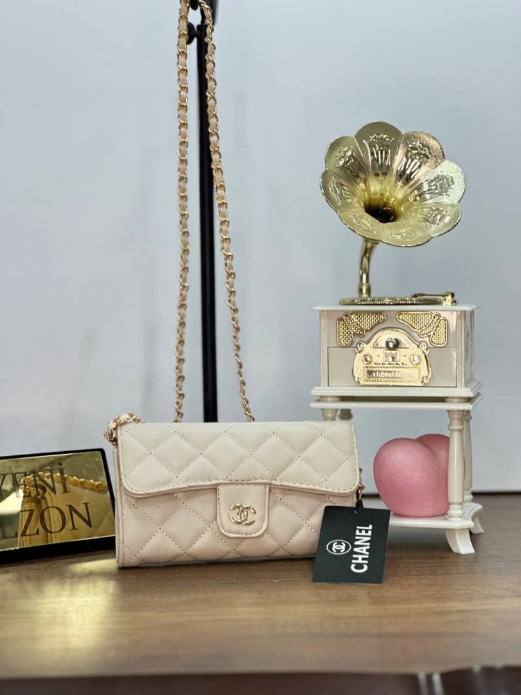 Chanel Classic Flap Wallet Bag✨