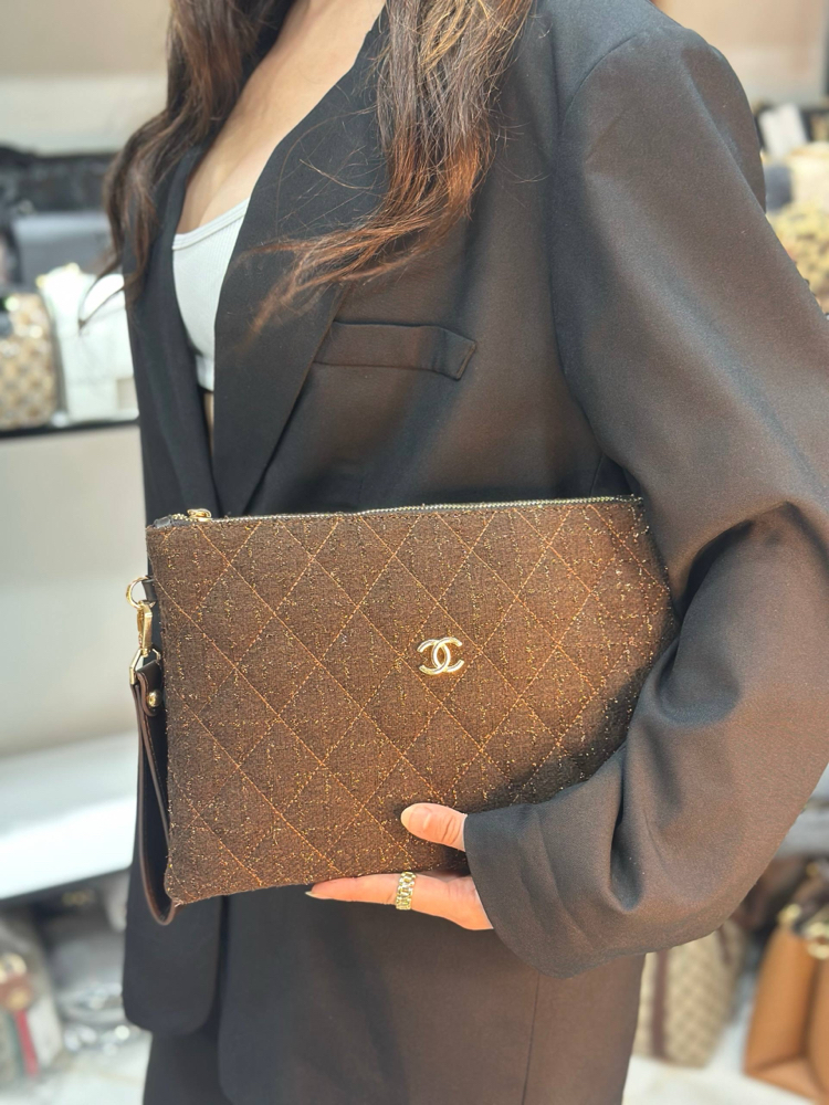 CHANEL CLUTCH