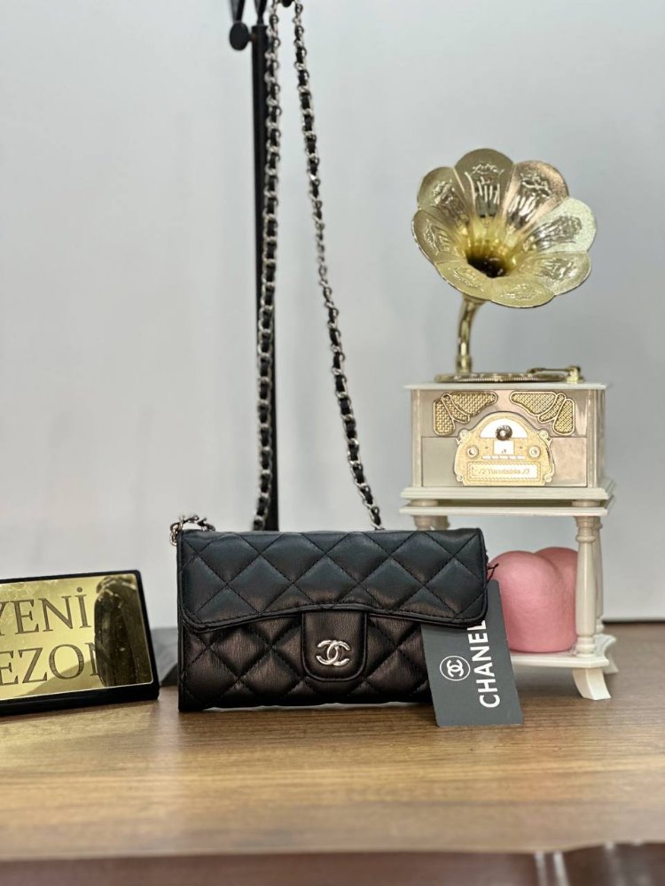 Chanel Classic Flap Wallet Bag✨