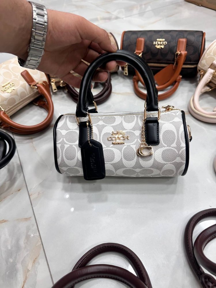 COACH mini cylinder✨