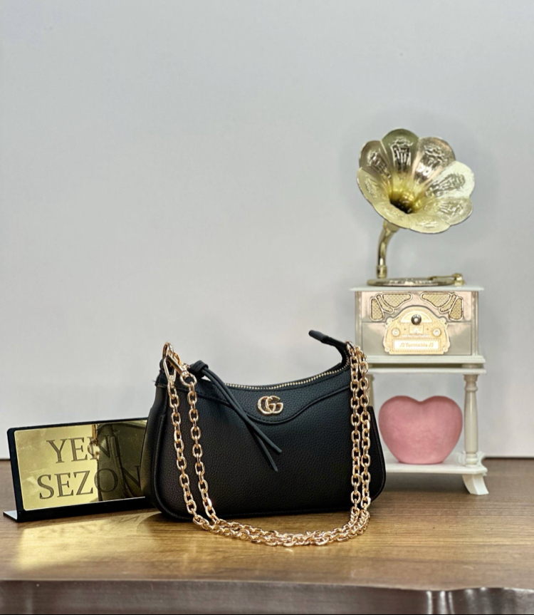 GUCCİ ZİNCİRLİ BAGET