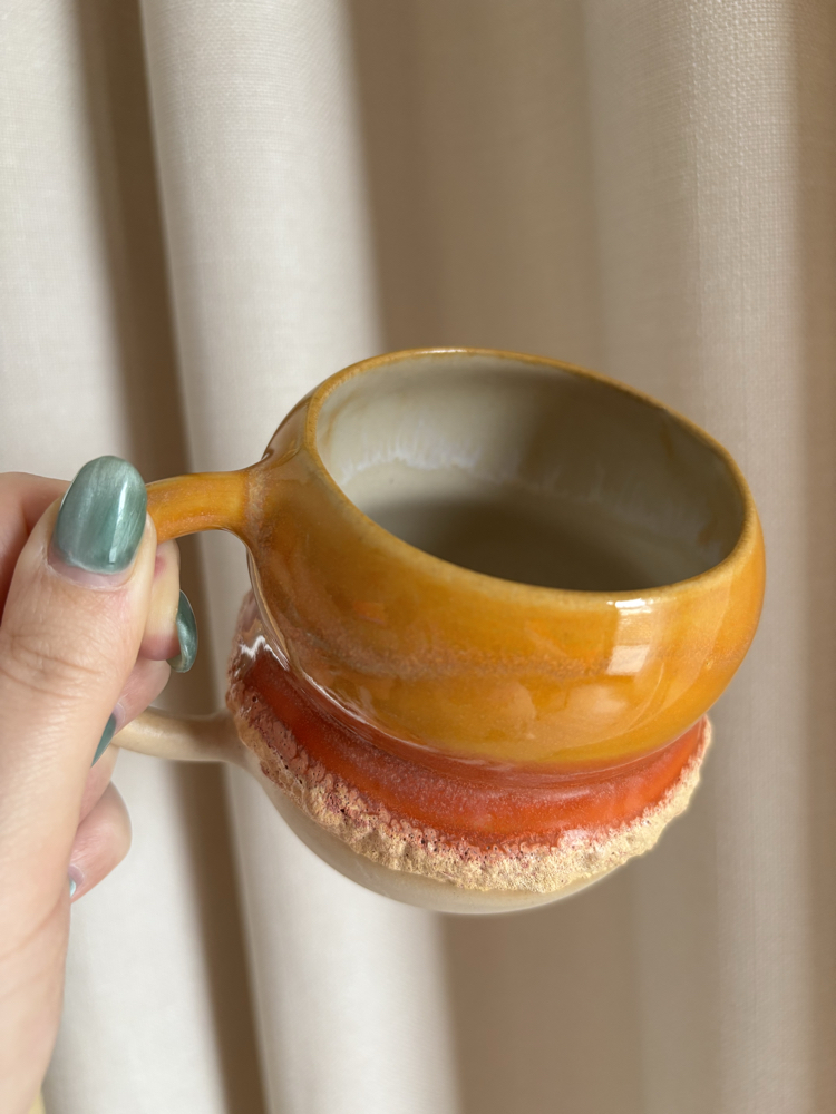 Shades of Orange 300 ml Somon Krater Detaylı Krem Stoneware Kupa