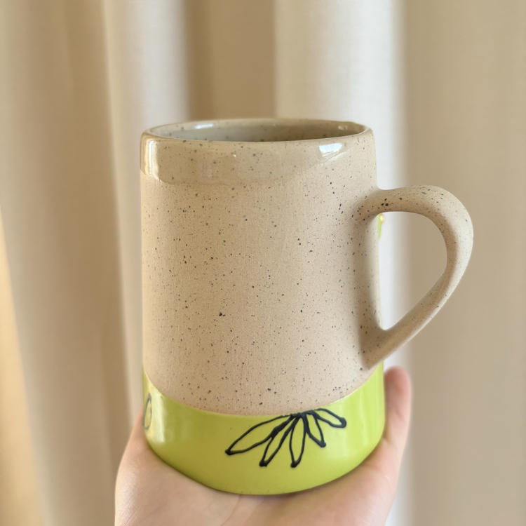 One of Her No.003 - VIVID 450 ml Stoneware Kupa (24K Altın Detaylı)