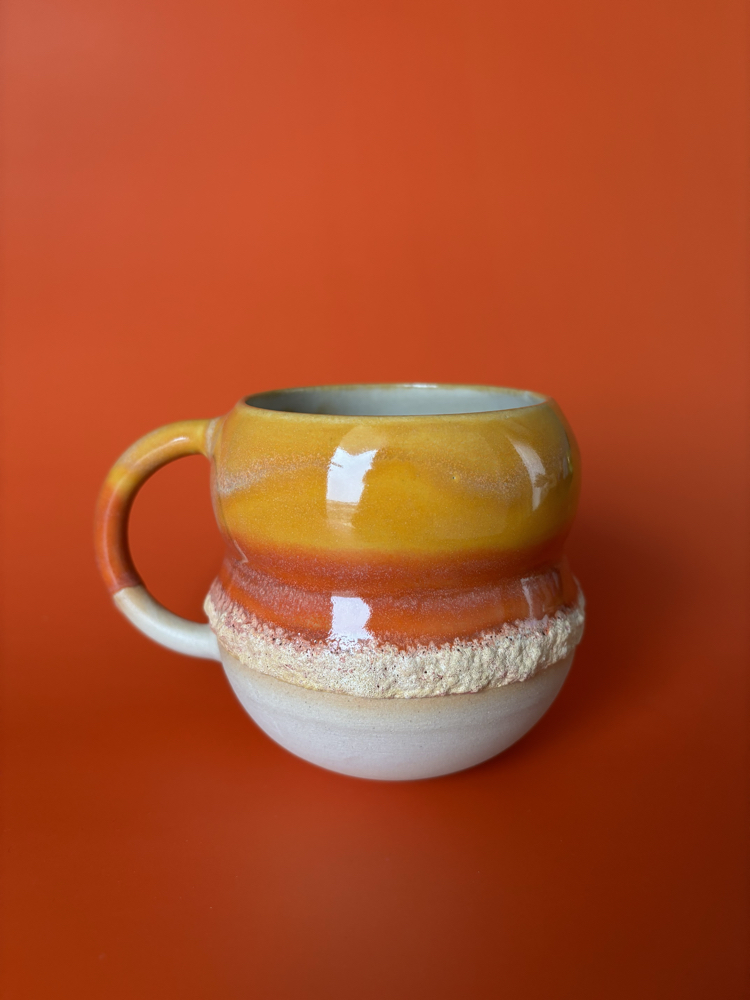Shades of Orange 300 ml Somon Krater Detaylı Krem Stoneware Kupa