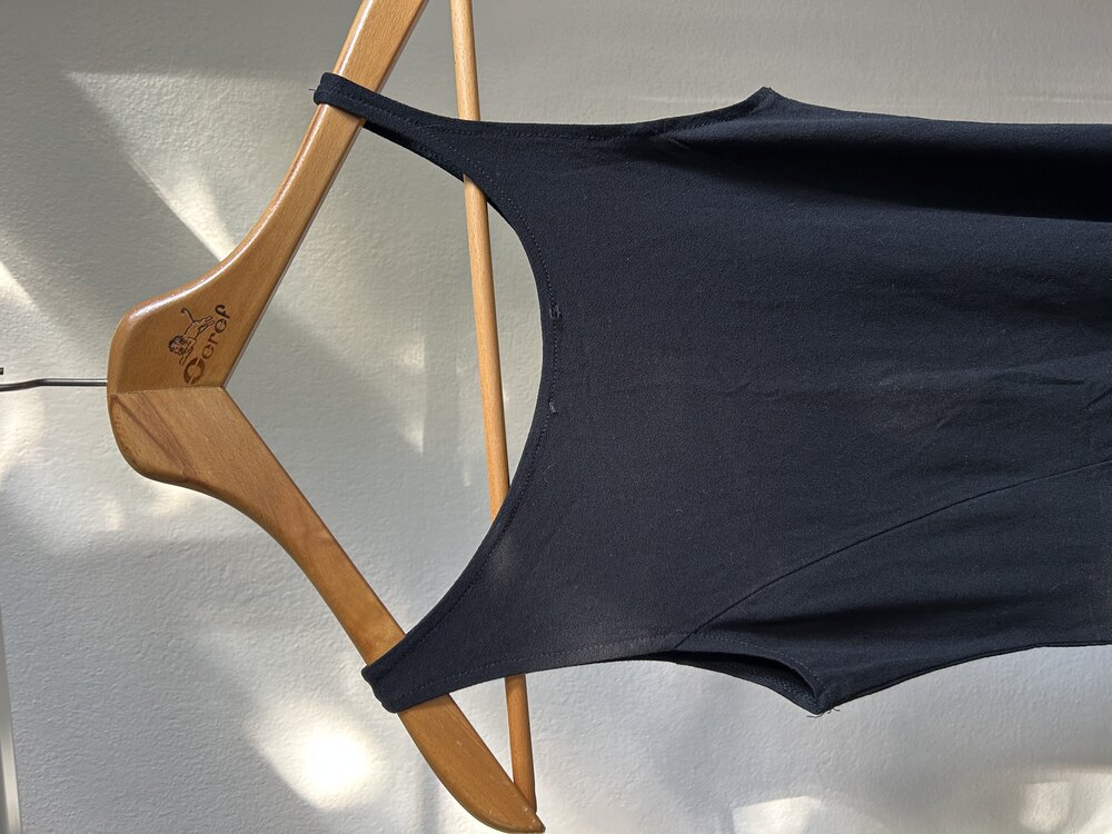 Asimetrik black dress