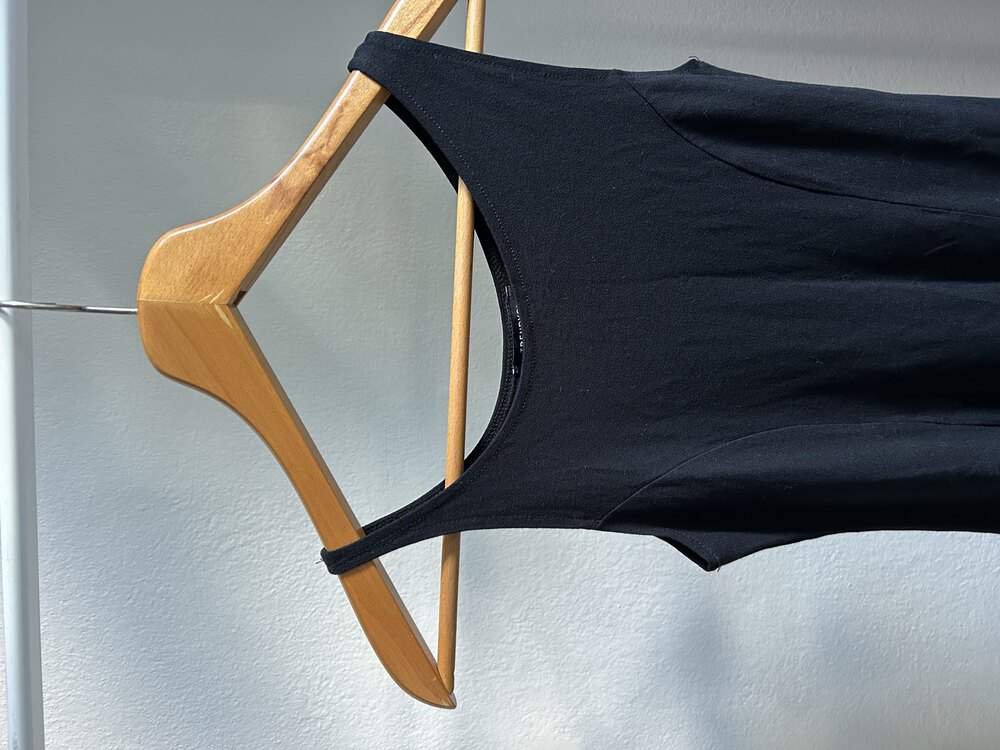 Asimetrik black dress